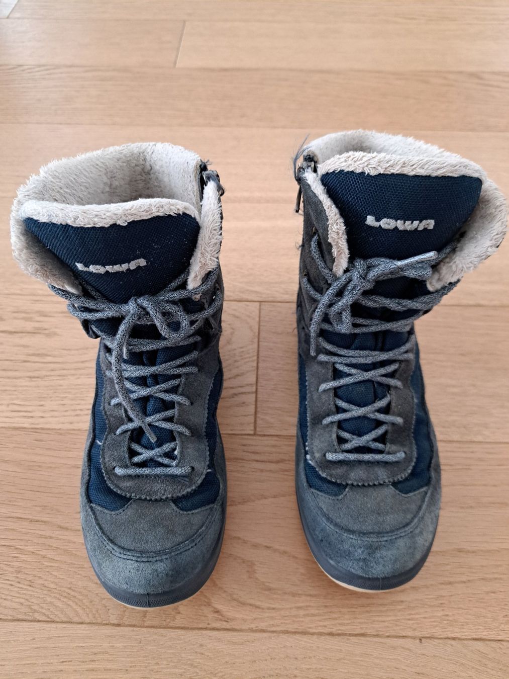 Lowa Chaussures garçon: LOWA Winterschuhe Grösse 35 – D'occasion à Perlen par Sarah1985