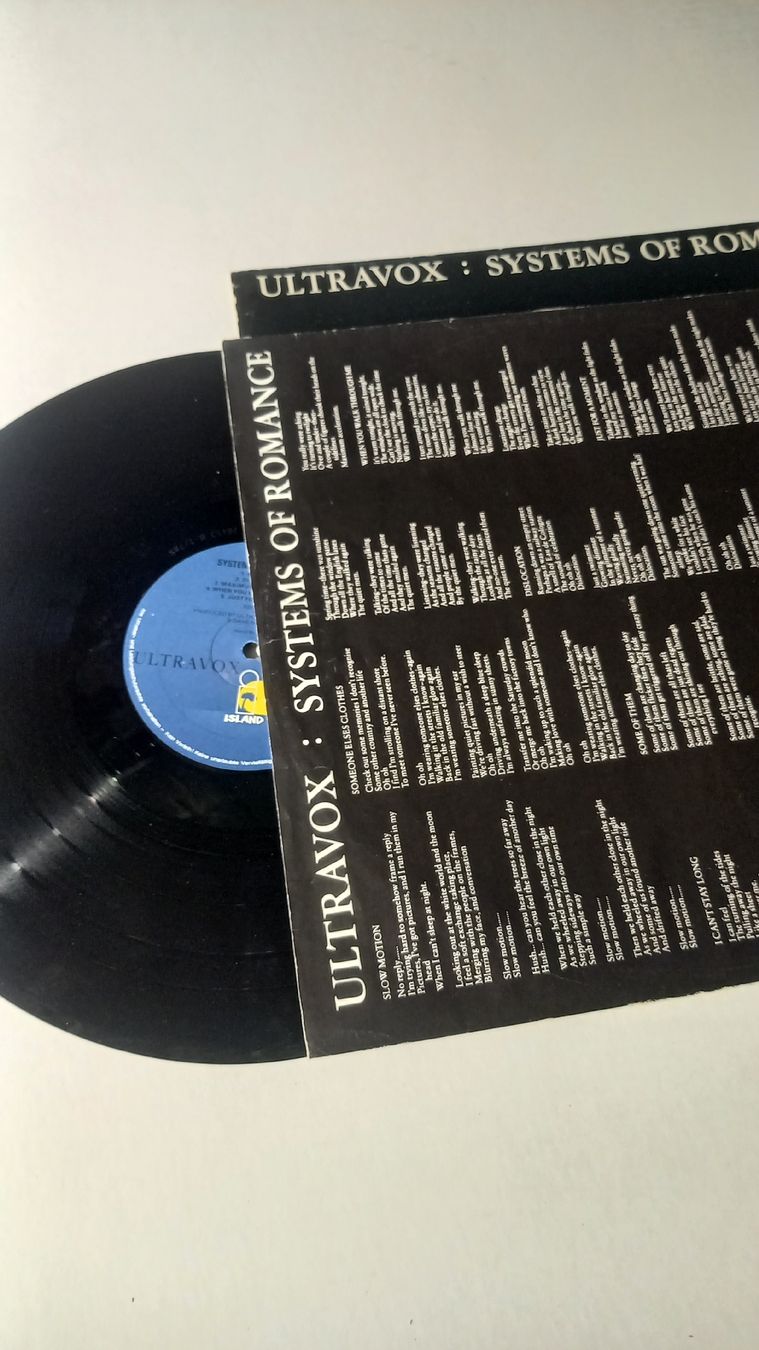 Dischi in vinile: Ultravox - Systems Of Romance LP – Usato da St. Gallen venduto da Bir_Rer 2