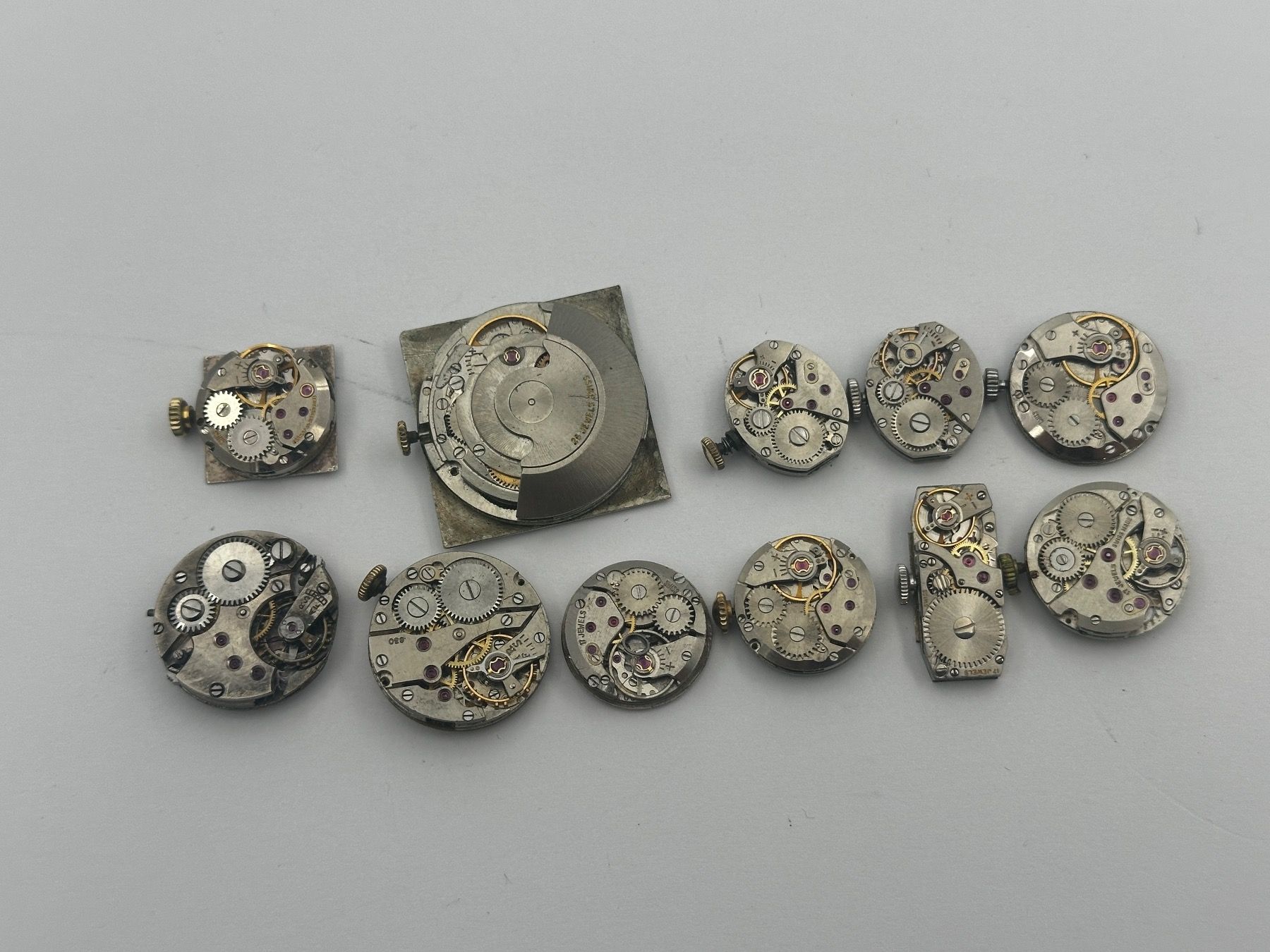 Uhren: Armbanduhr Werke Konvolut – Gebraucht aus Brüttisellen von AlphaOmega05 1