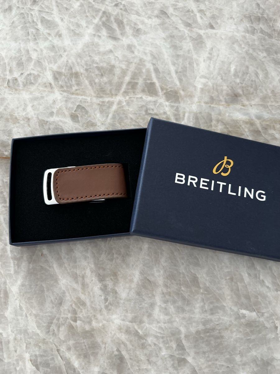 Breitling Montres: Breitling USB Stick – Neuf avec emballage d'origine à Hägendorf par matty01
