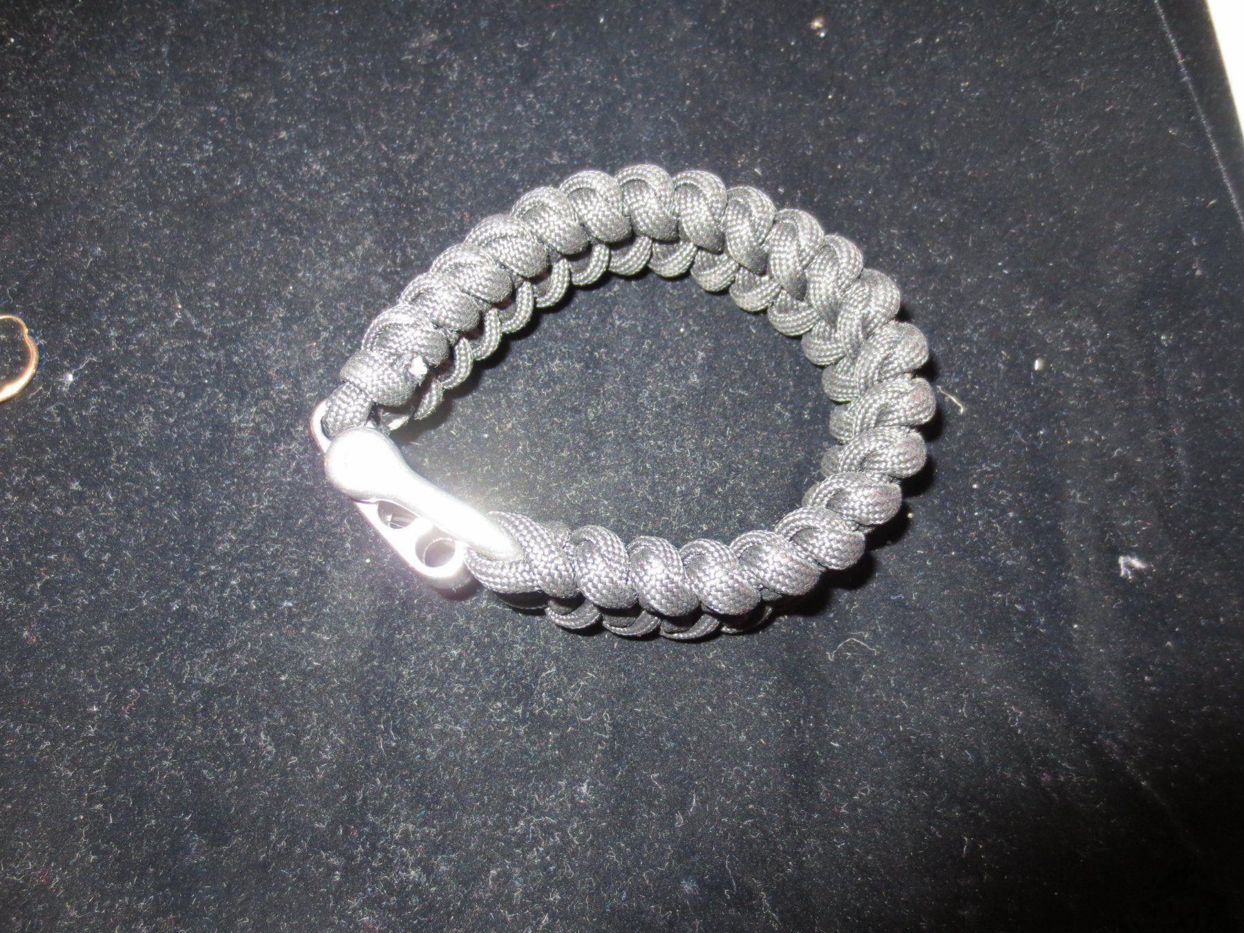 Armbänder & -reifen: Herrenarmband kann geöffnet werden – Neu und originalverpackt aus Männedorf von Livingston 4