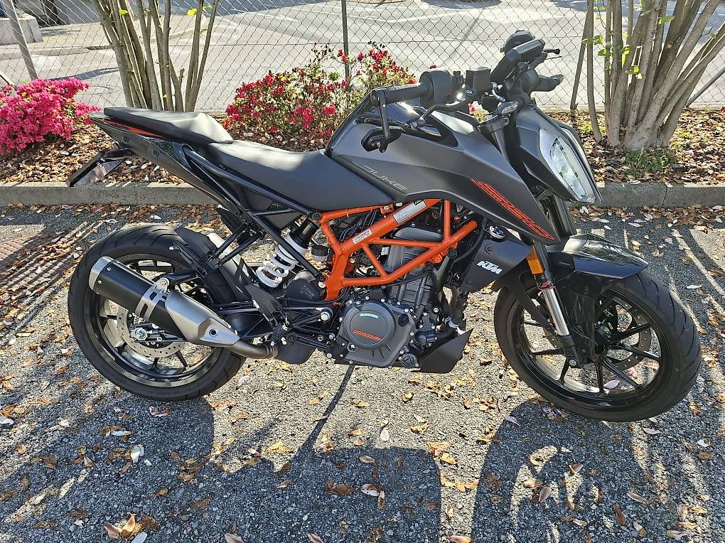 Strasse: KTM Duke 399 – Gebraucht aus Pregassona von SGconsulting 1