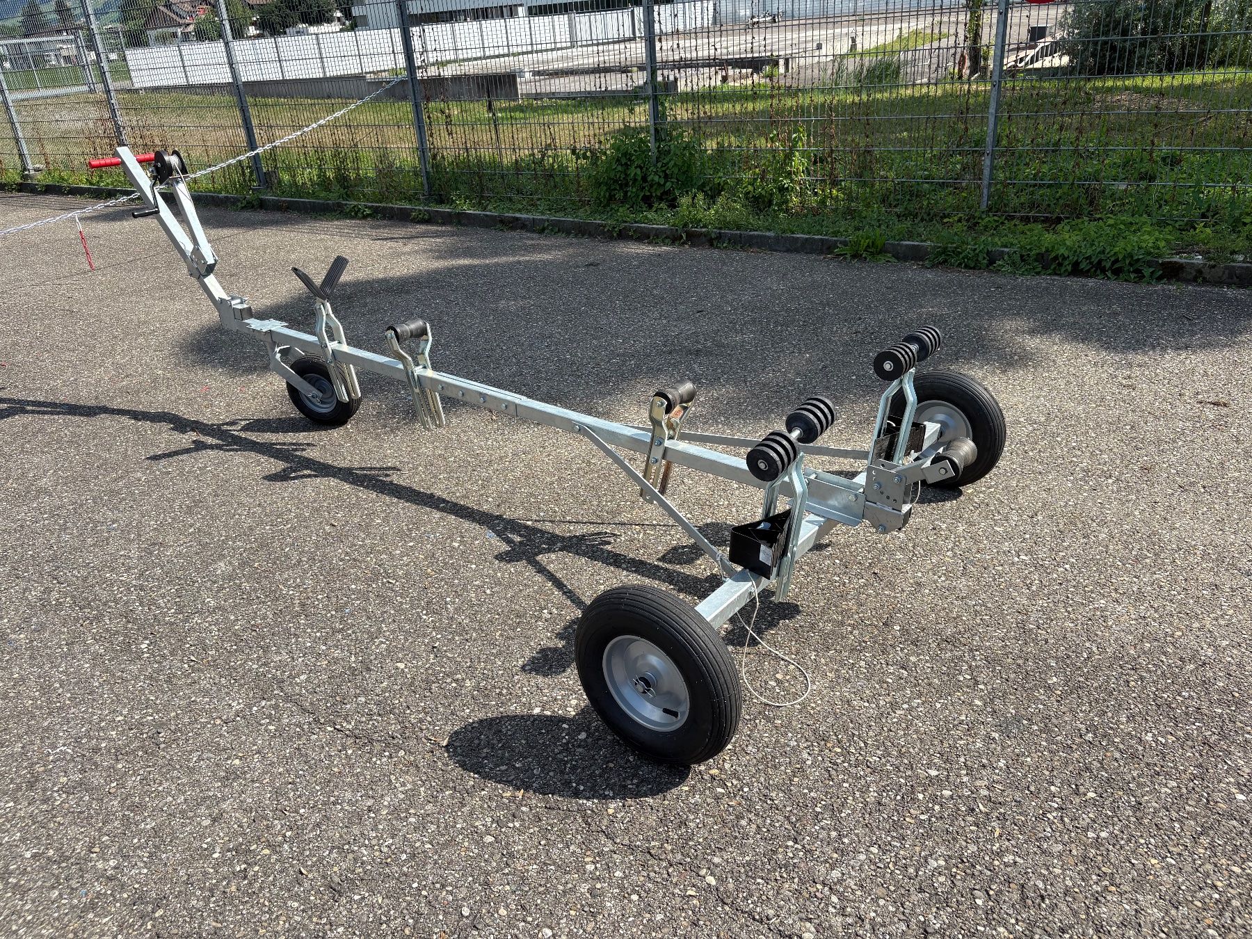 Anhänger: Slipwagen 200/350kg – Gebraucht aus Siebnen von Liischtli 2