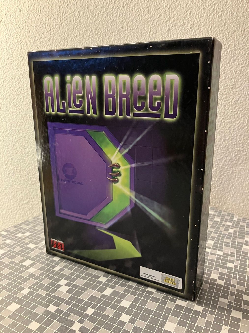 Spiele: Retro: Alien Breed - PC (1991, englisch) – Gebraucht aus Winkel von