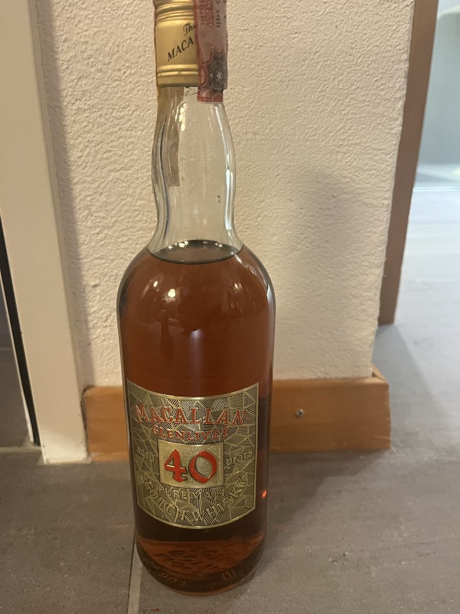 Macallan Bevande alcoliche: MACALLAN 40Year Gold Lebel – Nuovo e nell'imballaggio originale da Neerach venduto da fuz_8d7l 4