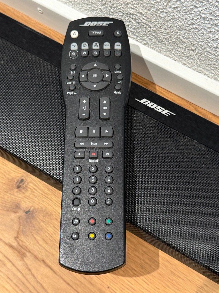 Bose Haut-parleurs: BOSE CineMate 1 SR ab 1 CHF – D'occasion à Jona par swissfamilystore 4