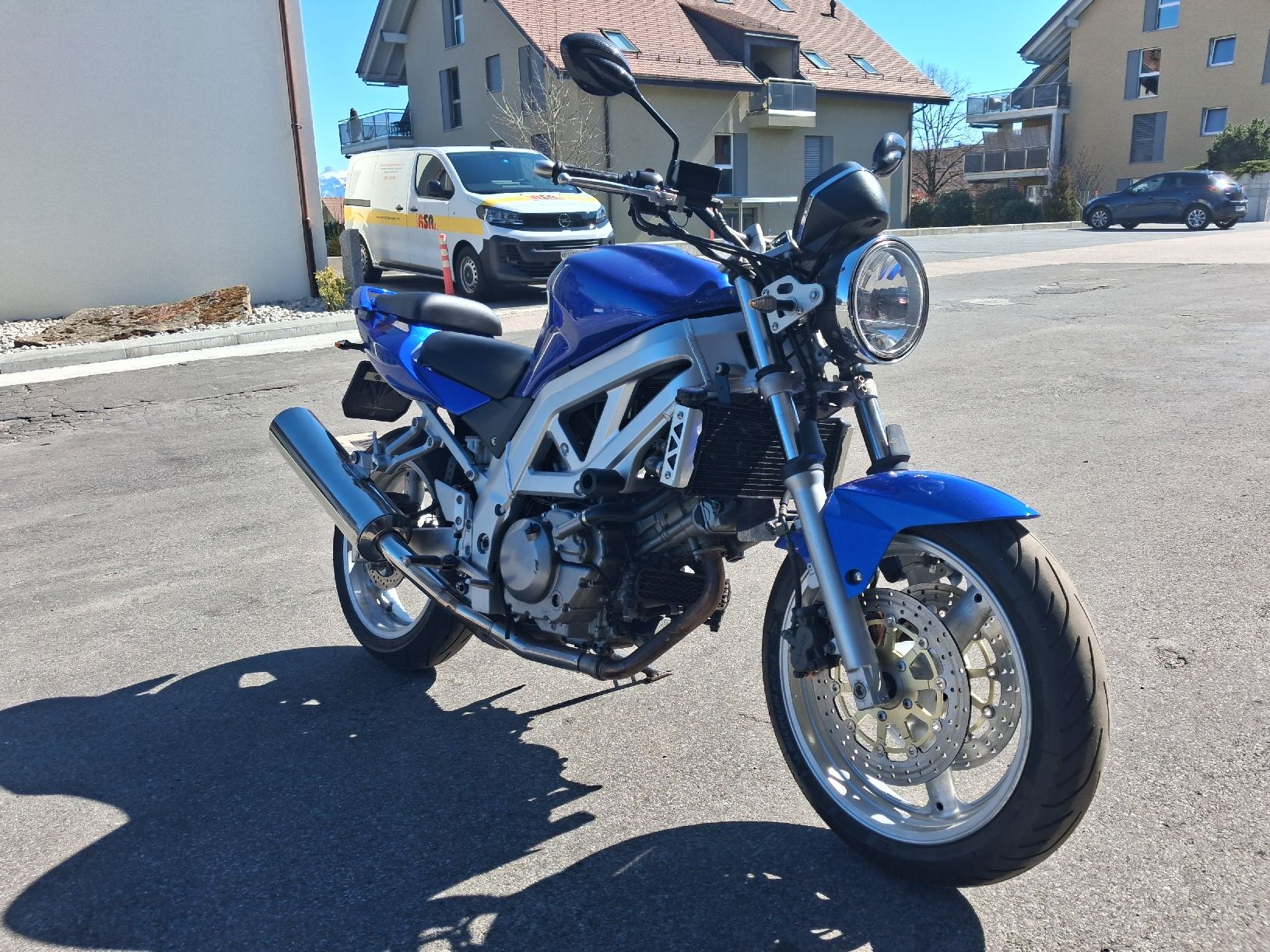 Suzuki Strasse: Suzuki SV 650 Roadster, Full, expertisée – Gebraucht aus Essertes von oliviergehri 1