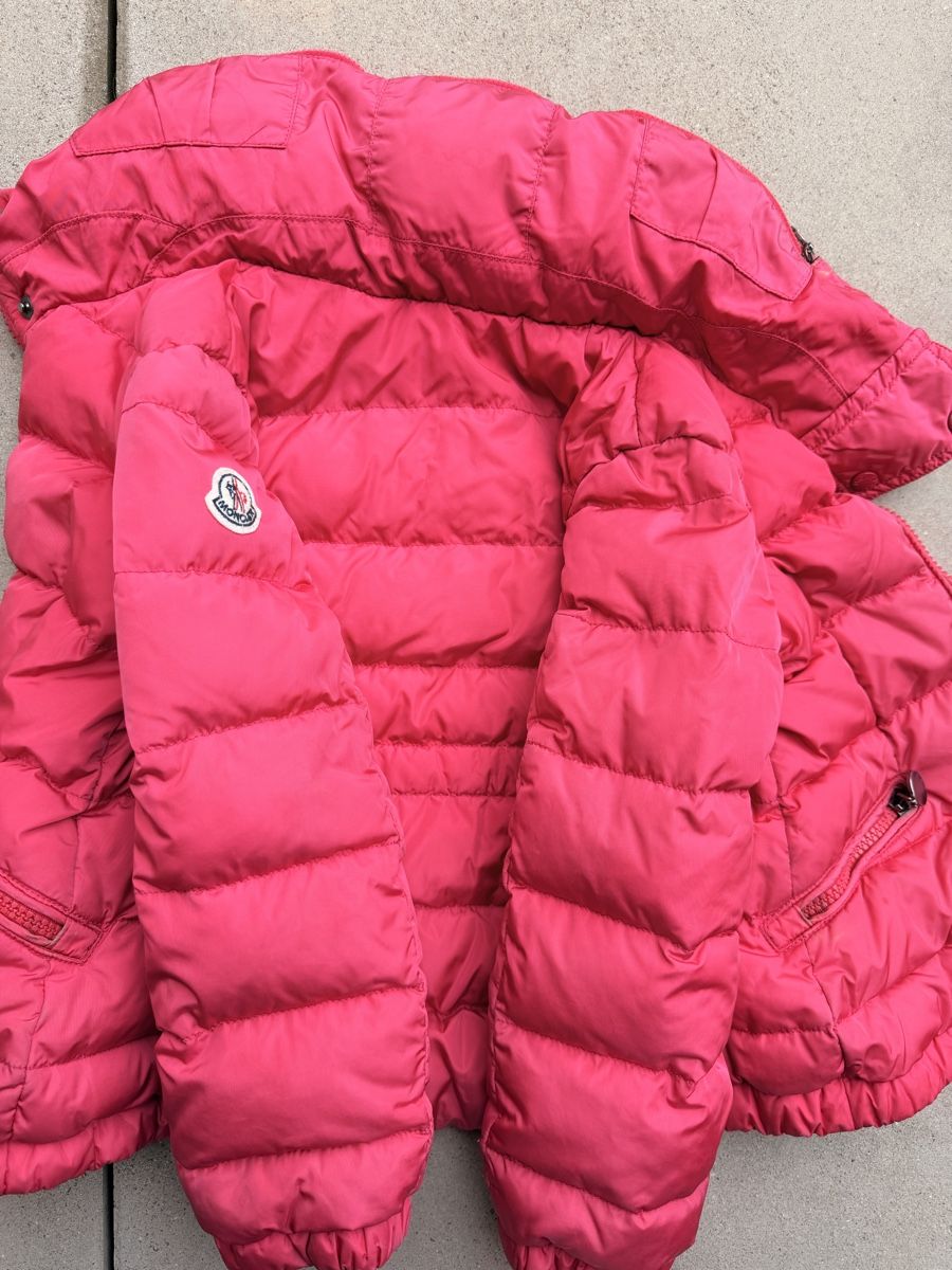 Moncler Giacche & Cappotti: Doudoune Moncler 4 ans 104 – Usato da Puidoux venduto da vendange 1