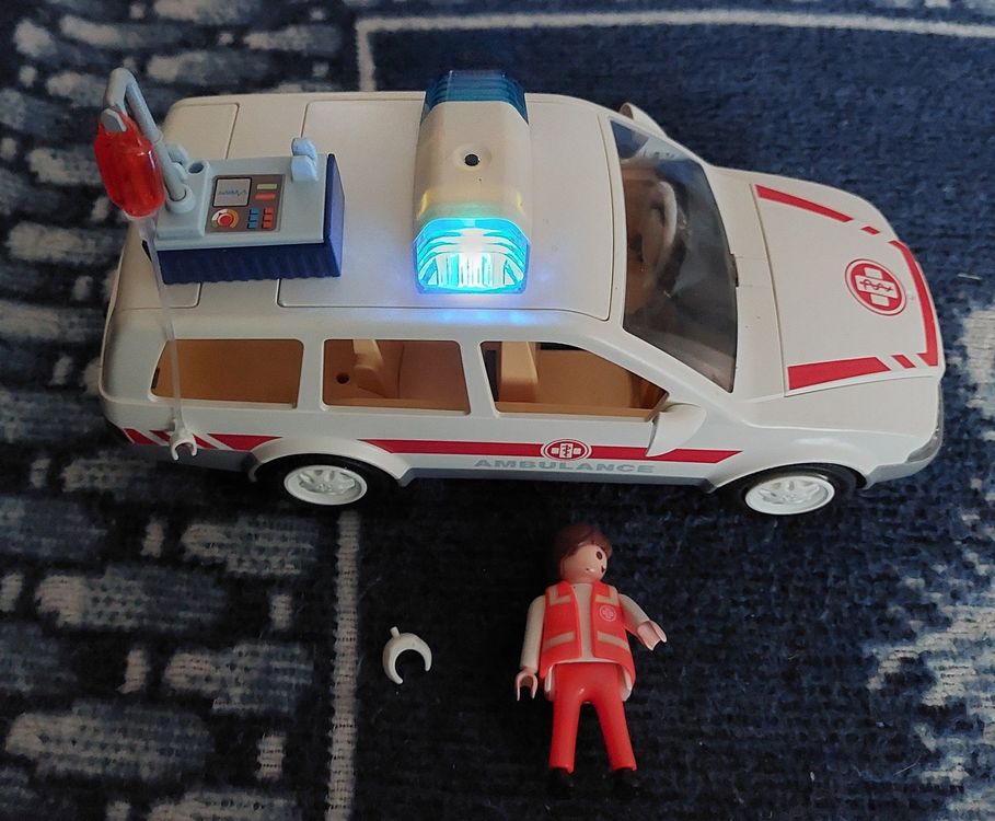 Playmobl Notarzt Neu & m Blster