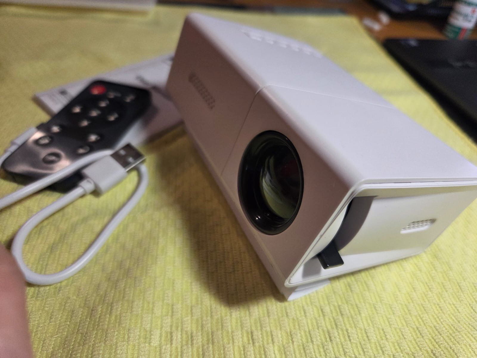 Videoprojektoren: Mini-Beamer – Neu und originalverpackt aus Dachsen von bea_jvs2 3