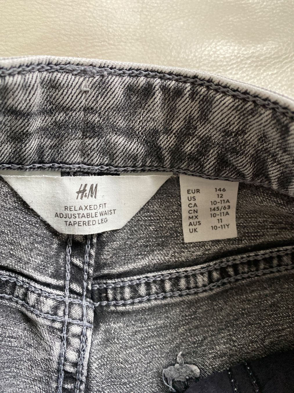 H&M Pantaloni: Jeans H&M garçon, t. 146 – Usato da Genève venduto da Fencer3_914 1
