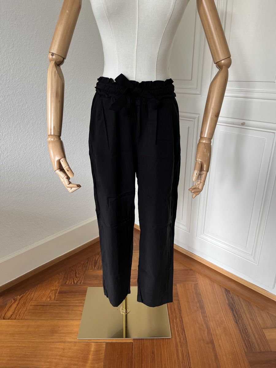 Zara Pantaloni: Elegant Black Summer Trousers - Size M – Usato da Mies venduto da Nib2011 1