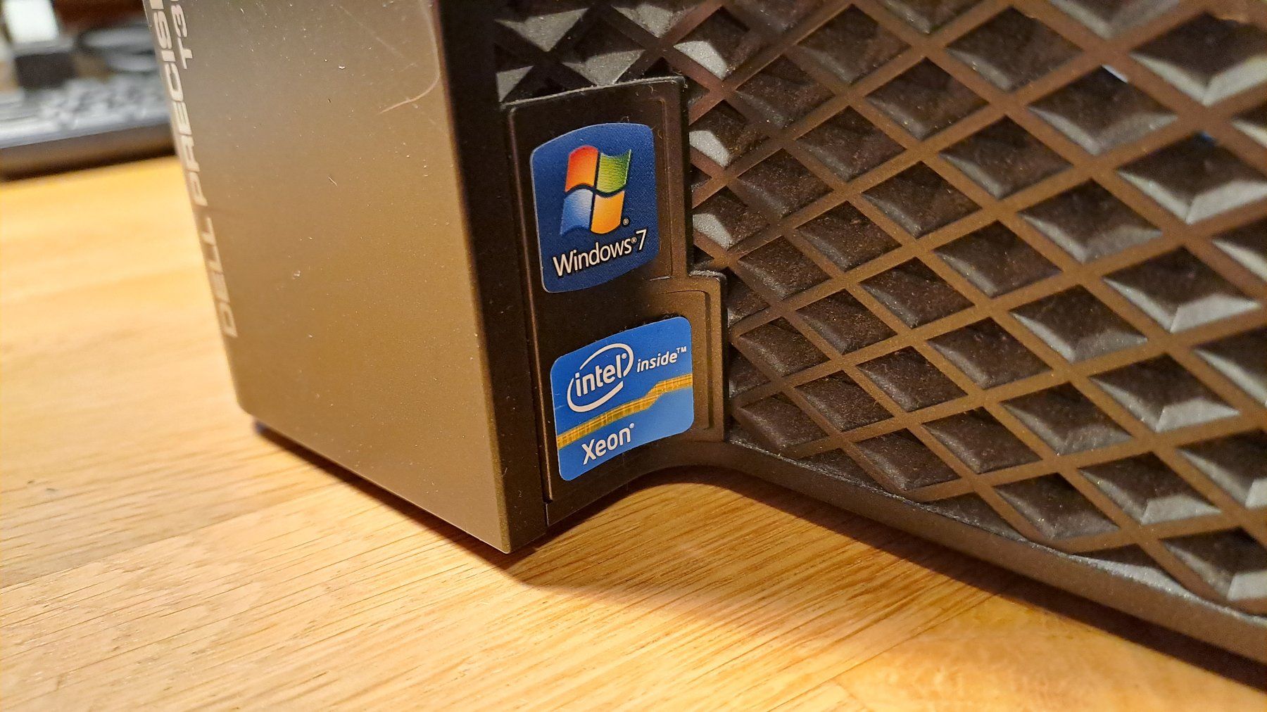 Dell PC: Dell Precision T3610 – Usato da Rieden AG venduto da Werkstattlaedeli 1