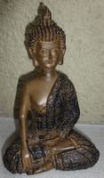 SCHÖNER SITZENDER BUDDHA,-2.)-FEIN ZISILIERT,-22 CM x 14 CM