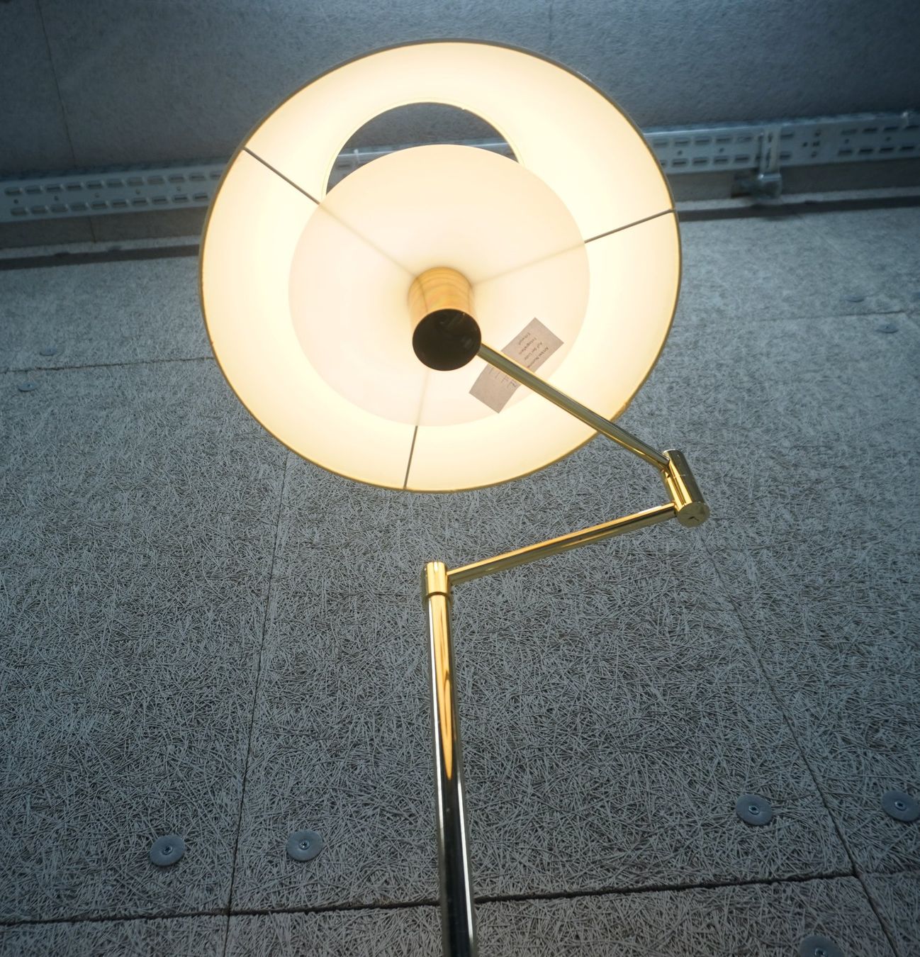 Lampade: Designer Stehlampe Leuchte Messing mit Lampenschirm S347 – Usato da Basel venduto da B.W.B. 2