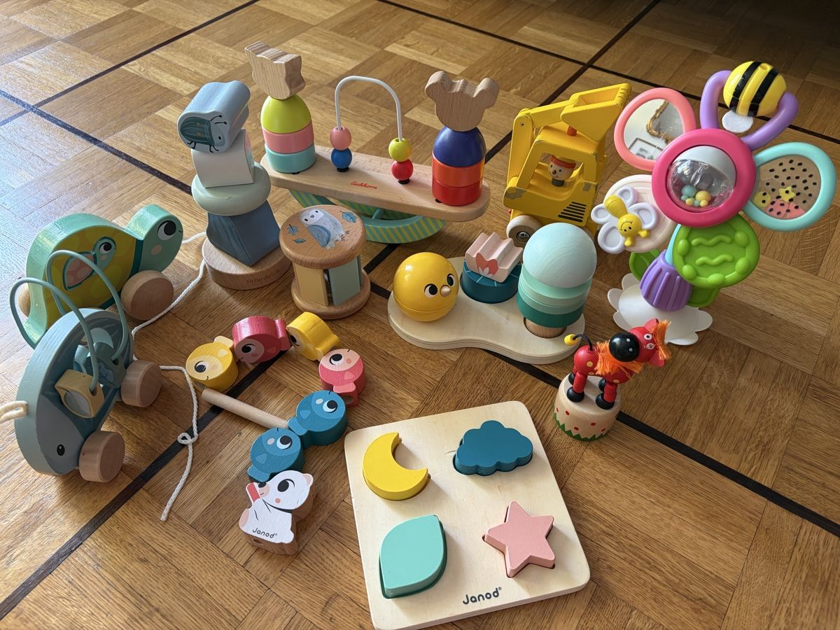 Spielzeuge: Baby toys  – Gebraucht aus Zürich von dor_9l9g