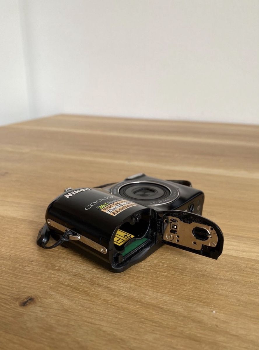 Nikon Fotocamera: Nikon Coolpix L30 – Difettoso da Orbe venduto da amelie_host 4