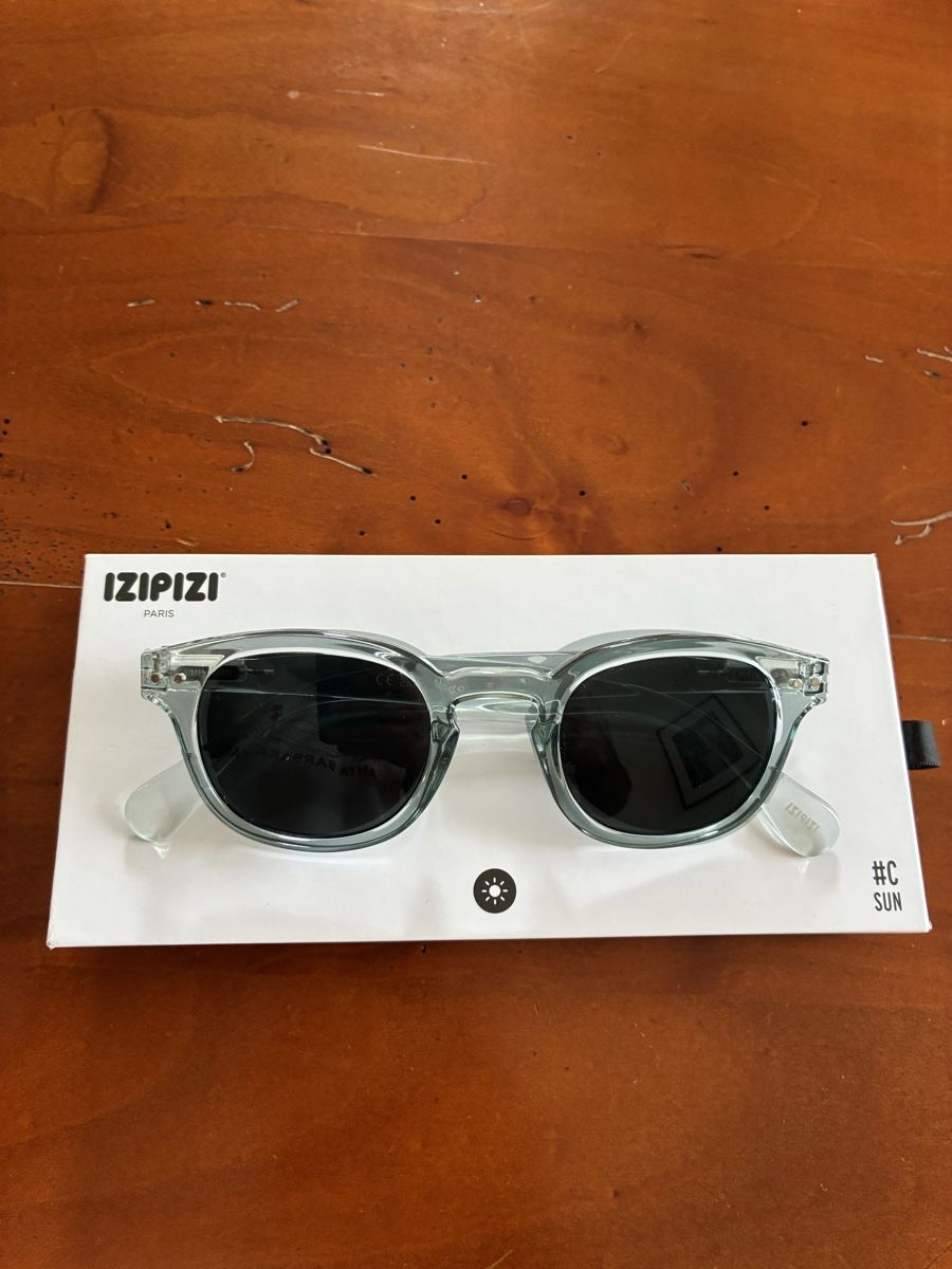Izipizi Brillen & Gläser: Lunettes soleil Izipizi  – Neu (gemäss Beschreibung) aus Morges von fec_tff9