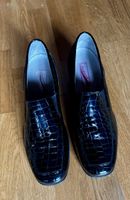 Paire de chaussures basses