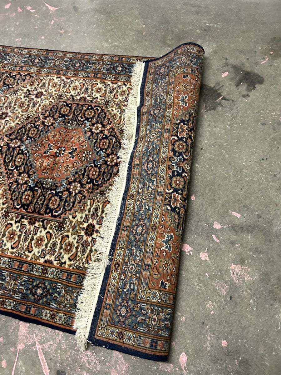 Tappeti: Teppich  – Usato da Basel venduto da Krisztina.na 2