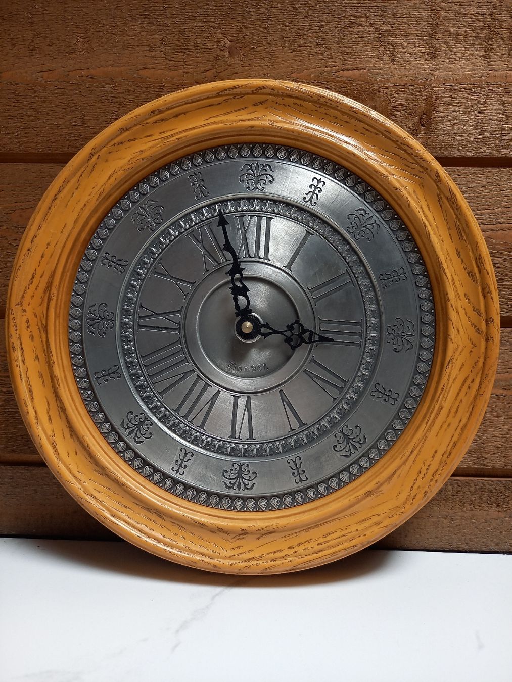 Tutte le decorazioni: Alte Wanduhr – Usato da Arbon venduto da len_7mtx