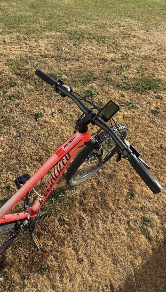 Vélos: Specialized Pitch Mountain Bike Red Good Condition – D'occasion à le Noirmont par Andreybelfor 8