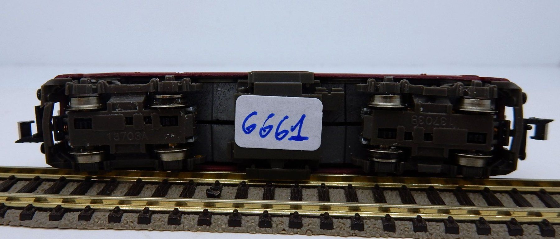 Kato Modellini di ferrovie: N  - TPF - Motrice De 4/4  - livrée   "Moléjon" – Usato da Locarno venduto da Gudrun2 6