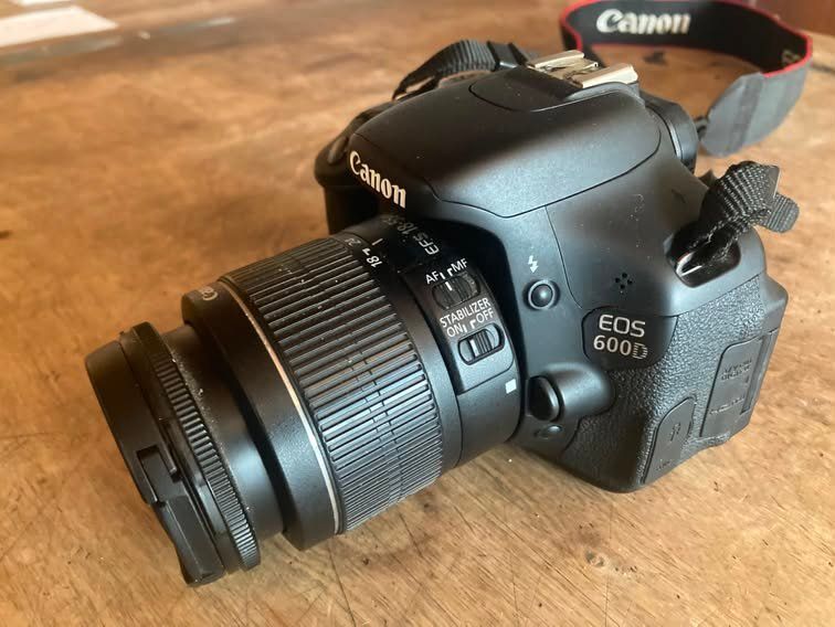 Canon Appareil photo: Canon EOS 600D – D'occasion à Lajoux JU par romaingogniat