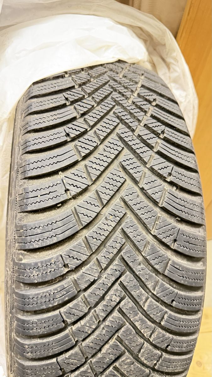 Pneus & Kompletträder: Winterriefen 2x Continetal 2x Hankook – Gebraucht aus Gränichen von senaldz 6
