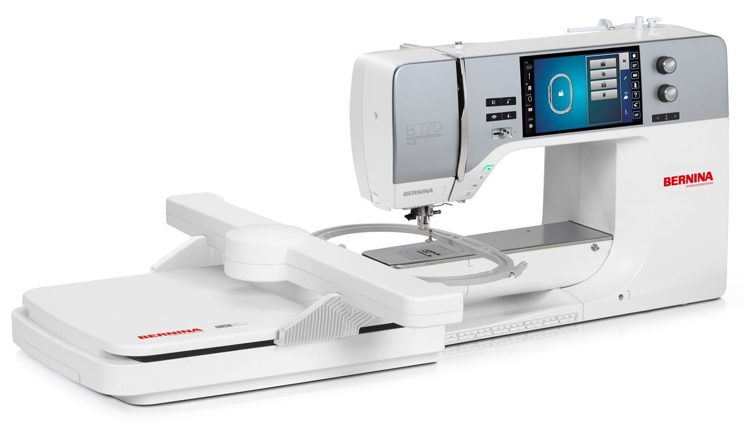 Bernina Macchine da cucire: Bernina 770QE Plus inkl. SDT- Stickmodul – Nuovo e nell'imballaggio originale da Bülach venduto da topnaehmaschinen