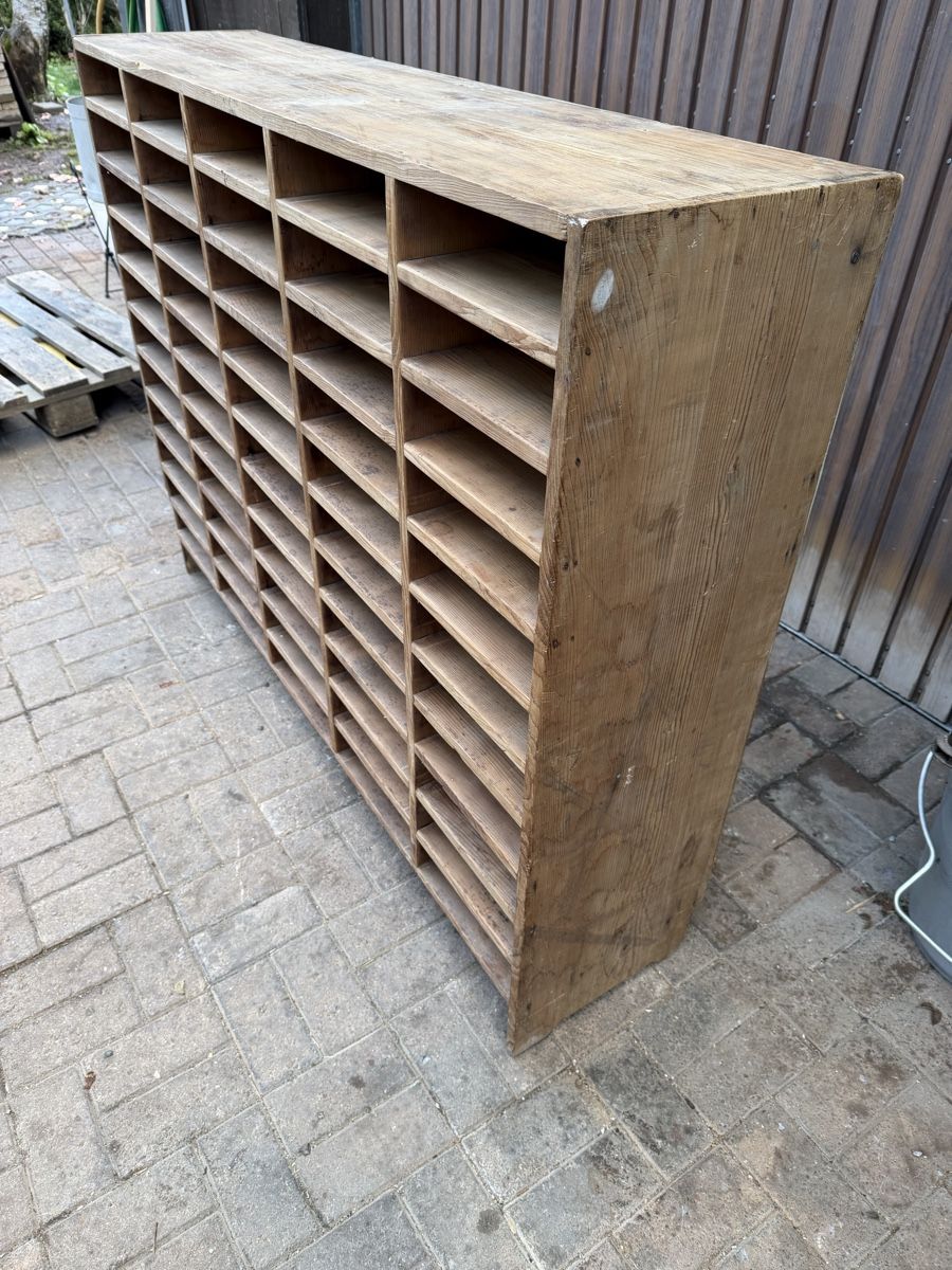 Scaffali: Post Sortiergestell Antik – Usato da Brienz BE venduto da soto718 1