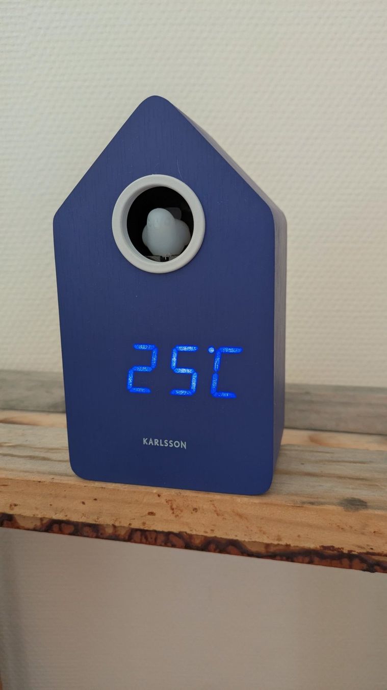 Sveglie: Karlsson Alarm Clock Cuckoo LED – Nuovo e nell'imballaggio originale da Bütschwil venduto da erlenzeisigschwarm