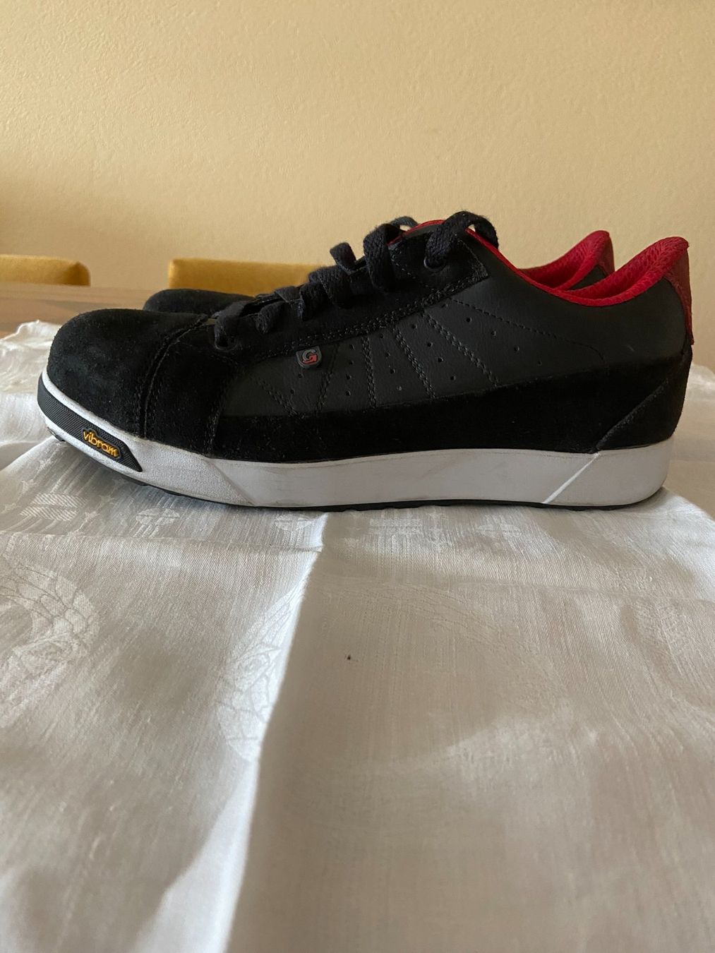 Herrenschuhe: Stahlkappenschuhe – Gebraucht aus Hinterkappelen von VreZe 2