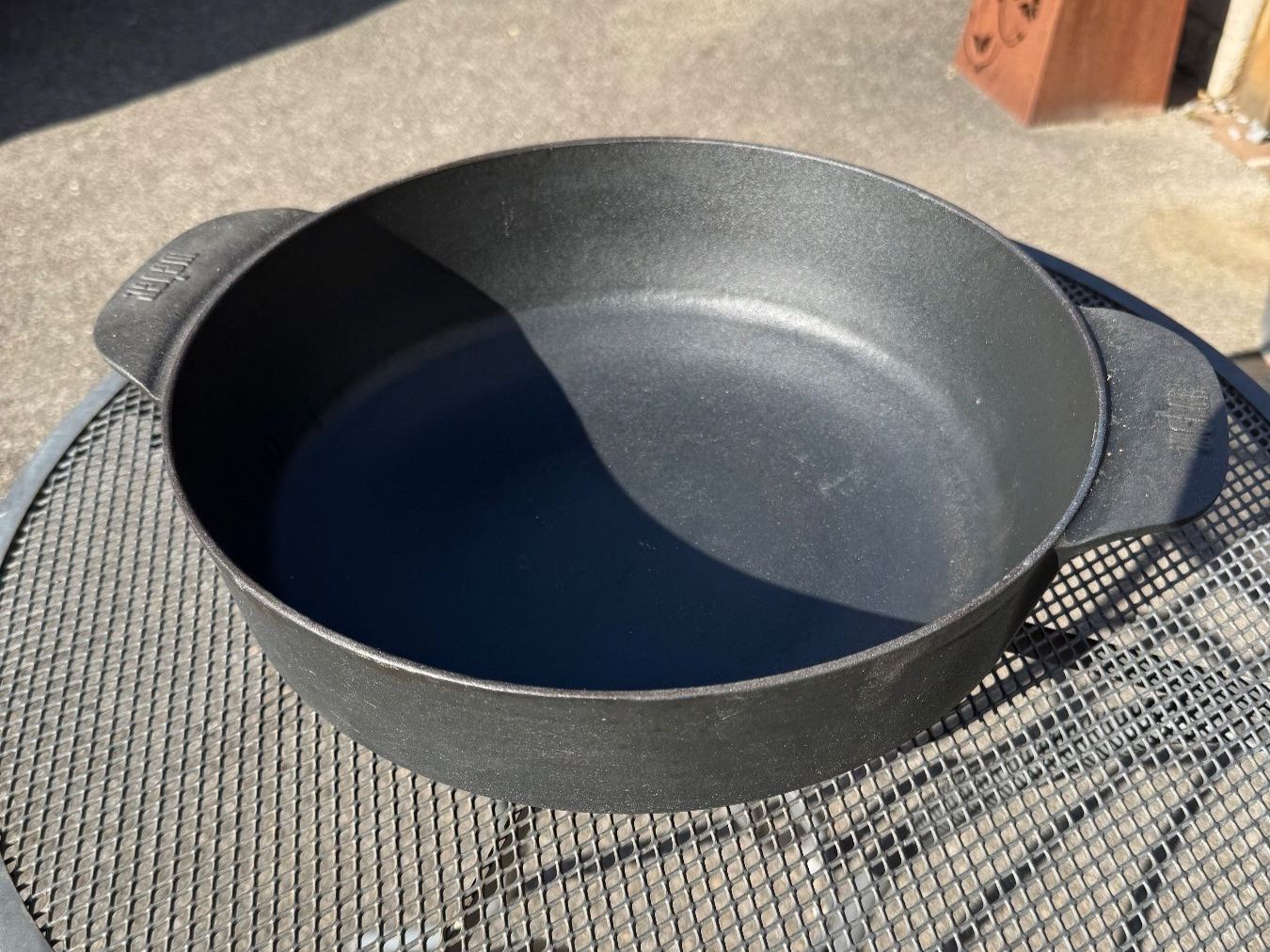 Casseroles: Weber Dutch Oven – D'occasion à Schafisheim par ott_5gkh 1