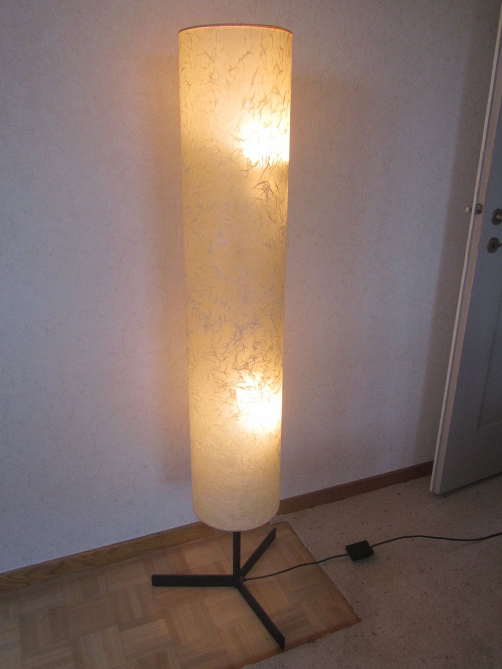 Lampade: Vintage Stehlampe, 70er Jahre – Usato da Seengen venduto da mikelele