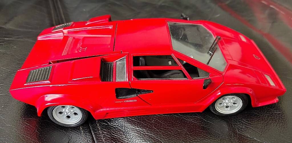 : Ferrari Modellautos  – Usato da Sursee venduto da Buholz0 3