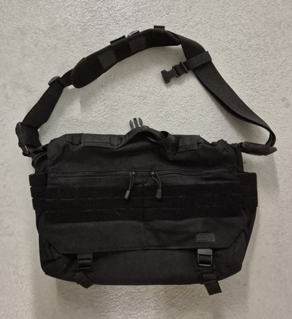 Umhängetasche, schwarz 5.11 TACTICAL MESSENGER BAG