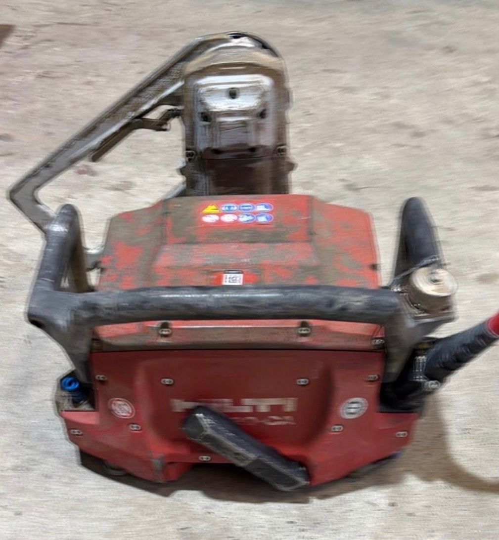 Tutte le macchine: Hilti Wandsäge DST 20-CA 3x400V – Usato da Lützelflüh-Goldb venduto da Zimmtec2012 2