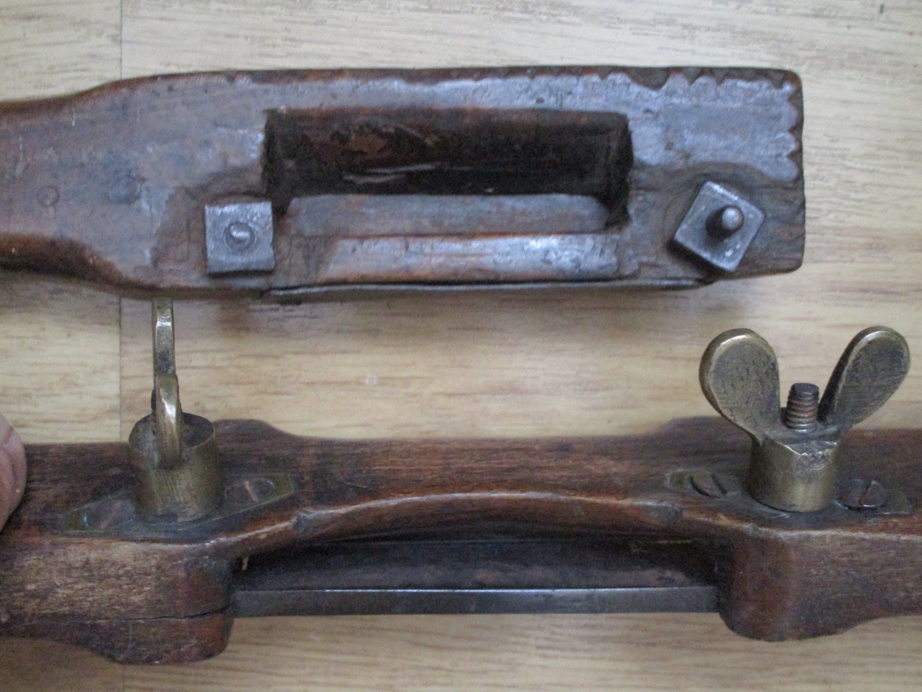 Tous les outils: 2 antike Holzhobel – D'occasion à Heimberg par Lupo57 4