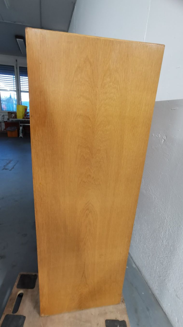 Schränke: Rolladenschrank aus den 1950gern – Gebraucht aus Suhr von Brocki-Suhr 3