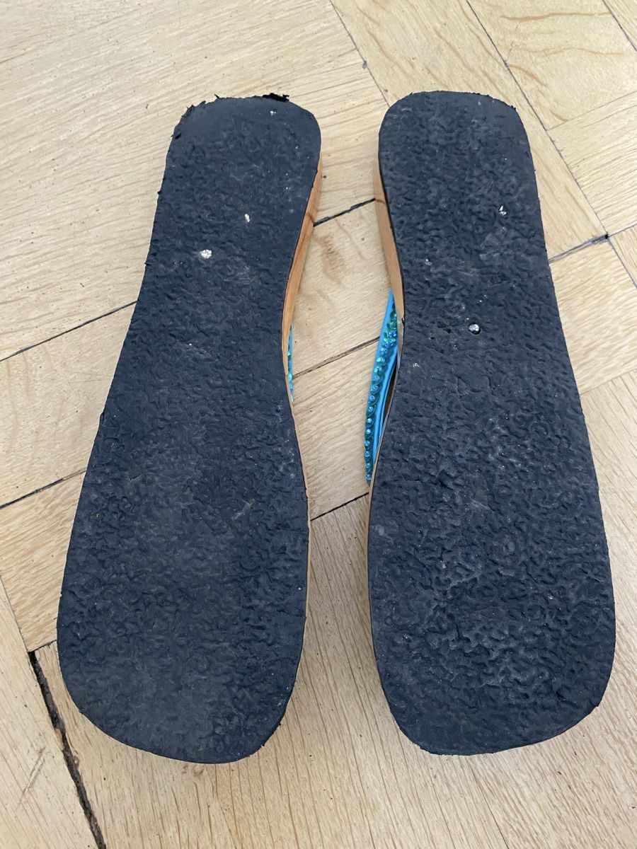 Scarpe da donna: Sommerliche Flip Flops, Holzsohle, Blumenmuster, Gr. 40 – Usato da Zürich venduto da snaut 3