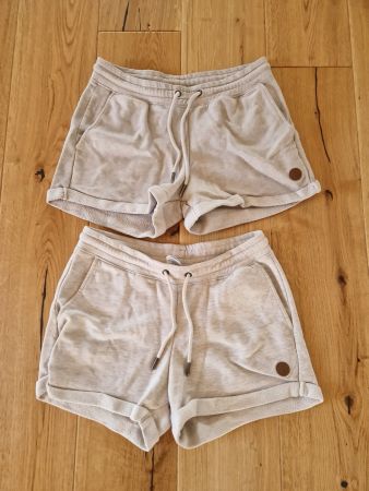 2 Stk. Shorts von KAZANE Gr.M