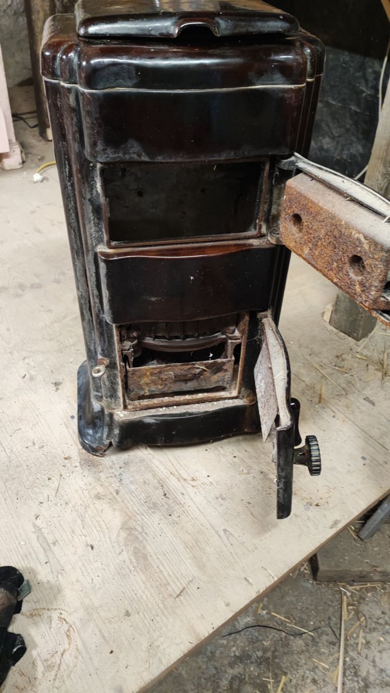 Altri mobili d'antiquariato: Ofen – Usato da Eggenwil venduto da Nerli99 3