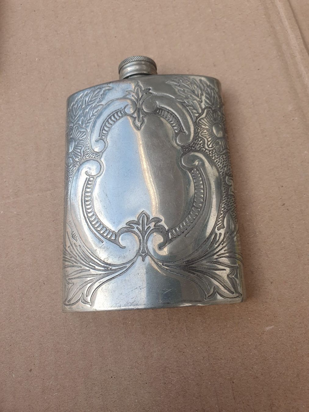 Altro: 2 Flachmann+1 Zigarettenetui(Jack Broadbent's Hip Flask Blue – Usato da Basel venduto da FirstClass4000 1