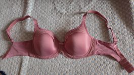 Triumph BH mit gepolsterten Cups 80E