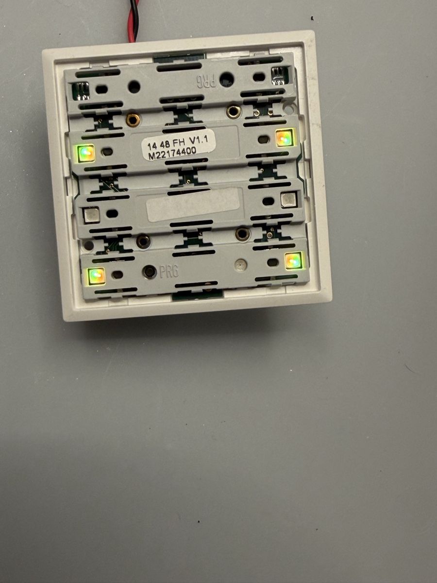 Feller Interruttori: Taster KNX Feller 4704 – Usato da Neuheim venduto da Sandokan39 3