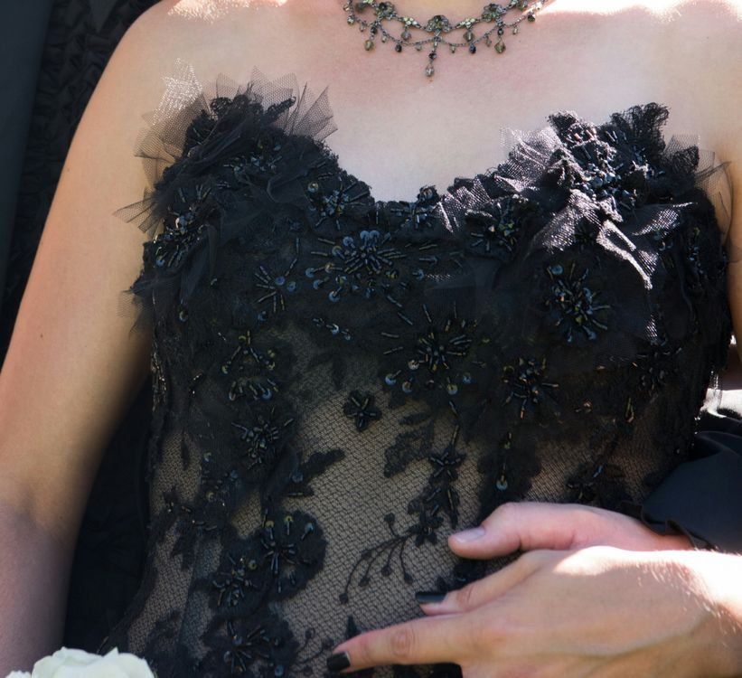 Robes: Wunderschönes schwarzes langes Kleid – D'occasion à Münsingen par Muesu86 2