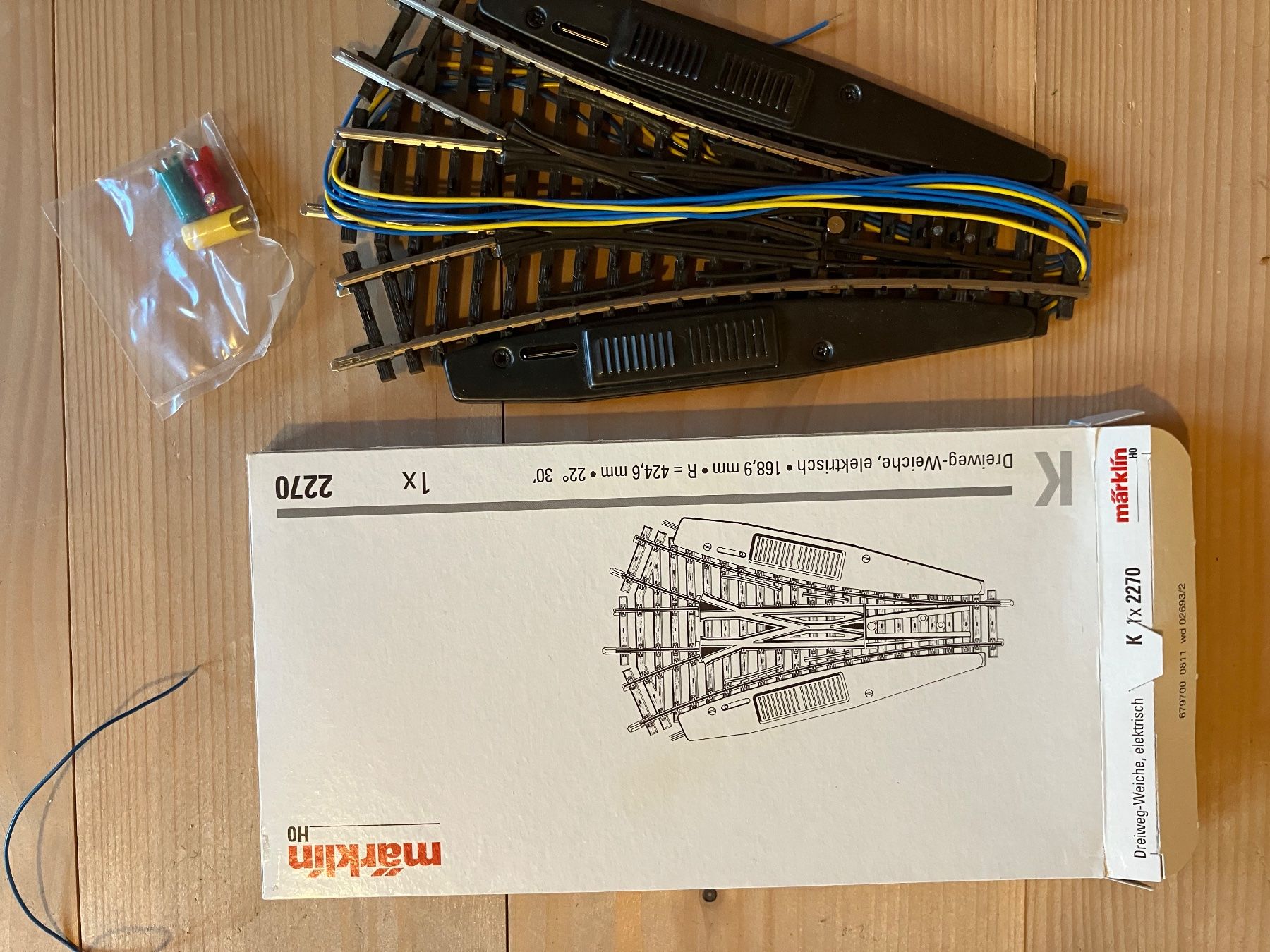 Märklin Modellini di ferrovie: Dreiwegweiche 2270 – Nuovo e nell'imballaggio originale da Mont Tramelan venduto da Oktober1958