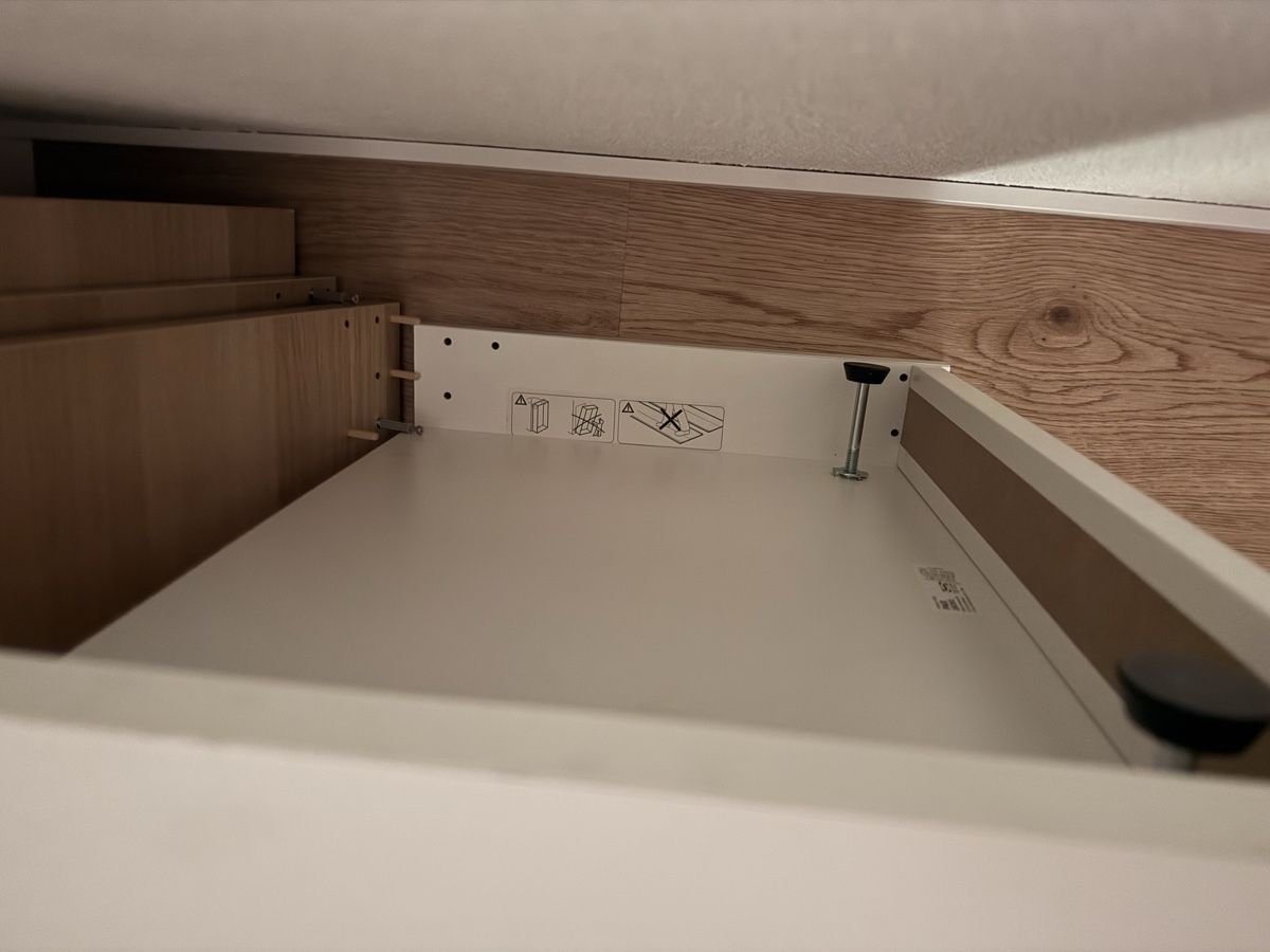 Armoires: PAX Korpus 50x35x236 weiss inkl. fünf Elemente – D'occasion à Ostermundigen par nic_s9d9 2