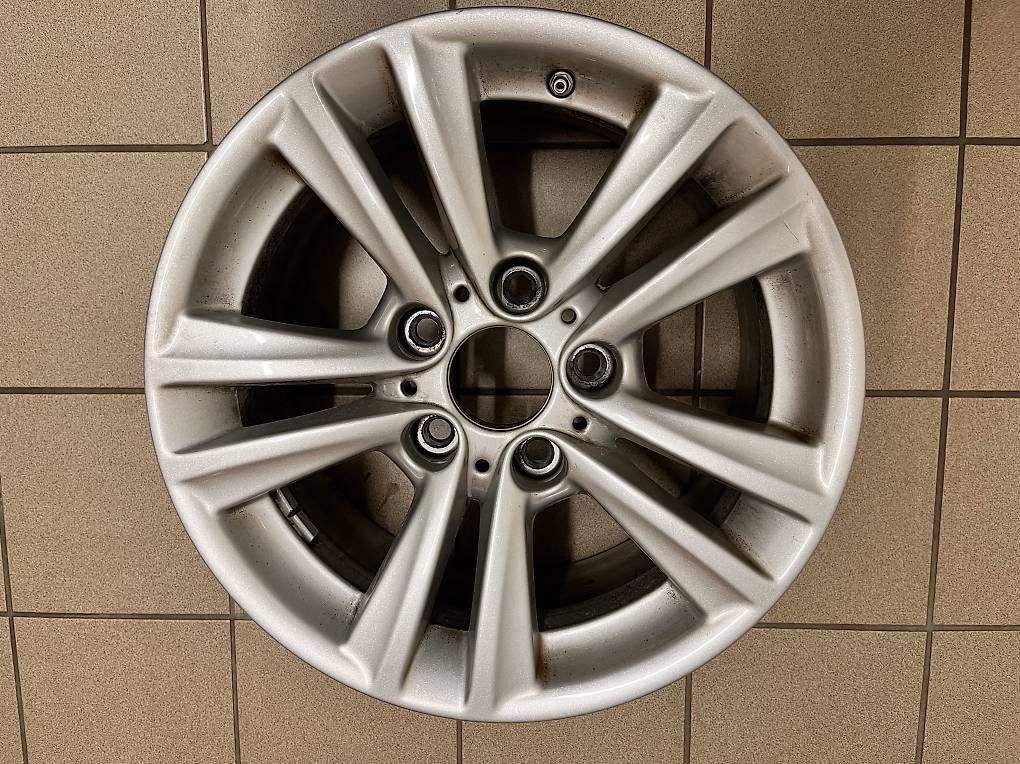 Cerchioni: BMW 3er Alufelgen  – Usato da Calfreisen venduto da ramona1306